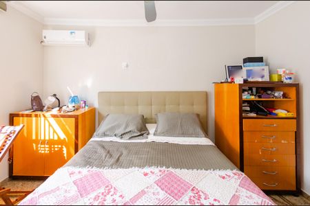 Apartamento à venda com 119m², 3 quartos e 1 vaga Apartamento à venda com 119m², 3 quartos e 1 vagaSuíte