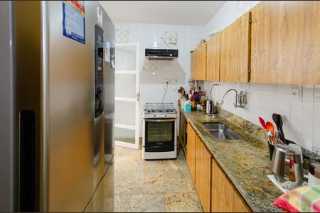 Apartamento à venda com 119m², 3 quartos e 1 vaga Apartamento à venda com 119m², 3 quartos e 1 vagaCozinha