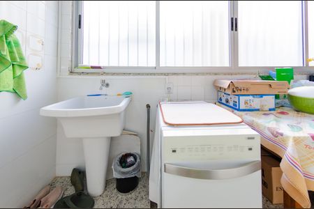 Apartamento à venda com 119m², 3 quartos e 1 vaga Apartamento à venda com 119m², 3 quartos e 1 vagaÁrea de serviço