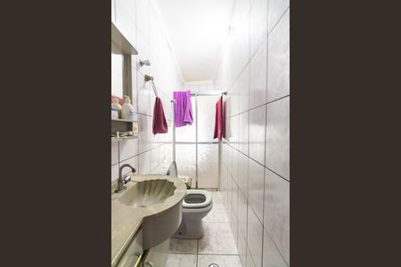 Casa à venda com 160m², 2 quartos e 2 vagas Casa à venda com 160m², 2 quartos e 2 vagasBanheiro 1