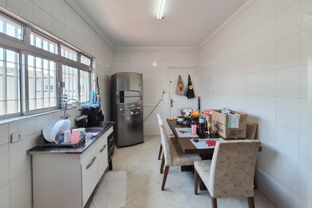 Casa à venda com 389m², 3 quartos e 2 vagasCozinha