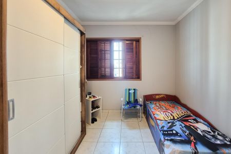 Casa à venda com 389m², 3 quartos e 2 vagasQuarto 2