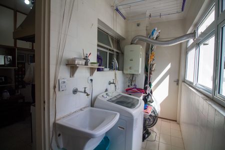 Apartamento para alugar com 72m², 3 quartos e 1 vagaÁrea de Serviço