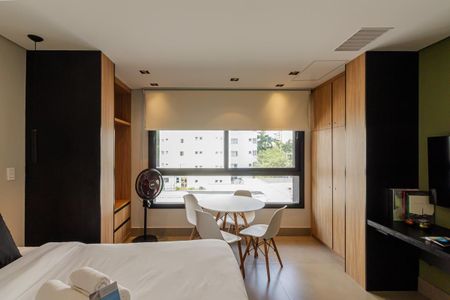Quarto de kitnet/studio à venda com 1 quarto, 25m² em Moema, São Paulo