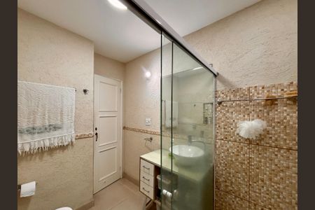 Apartamento à venda com 97m², 2 quartos e 1 vagaBanheiro social