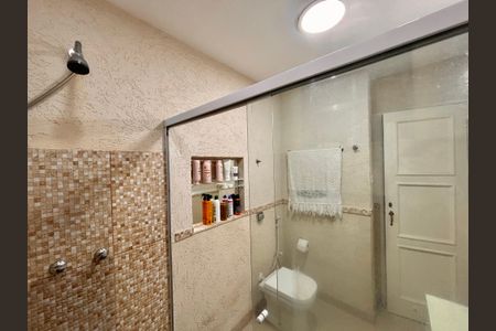 Apartamento à venda com 97m², 2 quartos e 1 vagaBanheiro social