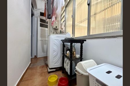 Apartamento à venda com 97m², 2 quartos e 1 vagaÁrea de serviço