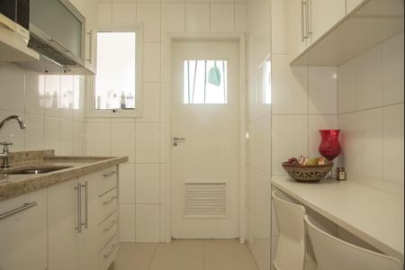 Apartamento à venda com 69m², 2 quartos e 1 vagaCozinha