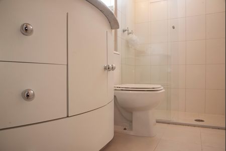 Apartamento à venda com 69m², 2 quartos e 1 vagaBanheiro da Suíte