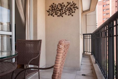 Varanda de apartamento à venda com 2 quartos, 69m² em Chácara Inglesa, São Paulo