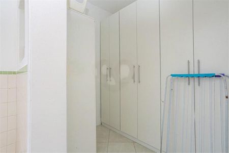 Apartamento à venda com 3 quartos, 228m² em Bela Vista, São Paulo