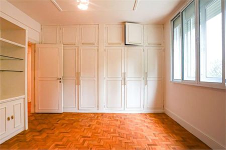 Apartamento à venda com 3 quartos, 228m² em Bela Vista, São Paulo