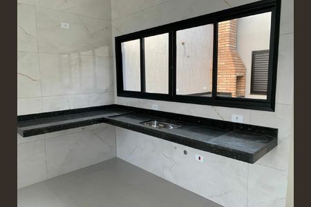 Casa à venda com 3 quartos, 120m² em Vila Camilópolis, Santo André