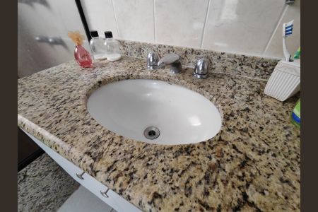 Casa de condomínio à venda com 294m², 6 quartos e 4 vagasBanheiro da Suíte 1