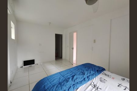 Casa de condomínio à venda com 294m², 6 quartos e 4 vagasSuíte 3