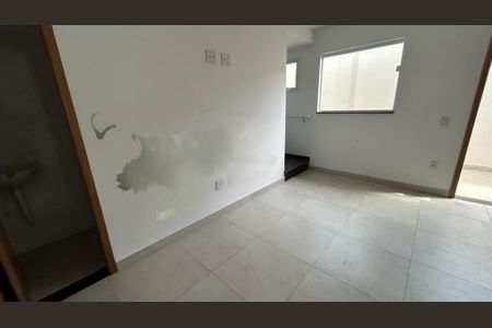 Casa à venda com 2 quartos, 66m² em Vila Sao Geraldo, São Paulo