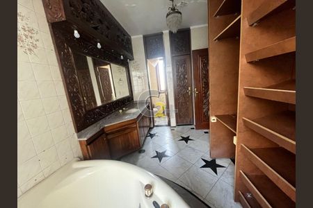 Casa à venda com 420m², 4 quartos e 8 vagas