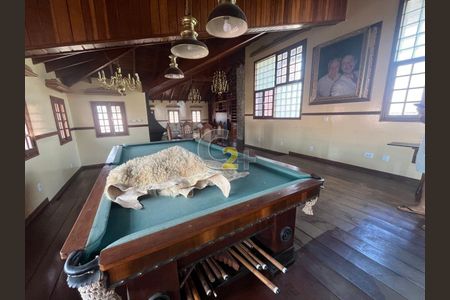 Casa à venda com 420m², 4 quartos e 8 vagas