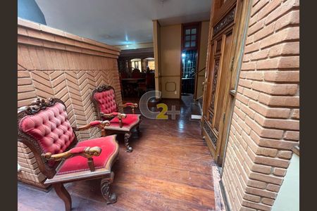 Casa à venda com 420m², 4 quartos e 8 vagas