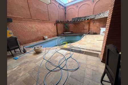 Casa à venda com 420m², 4 quartos e 8 vagas