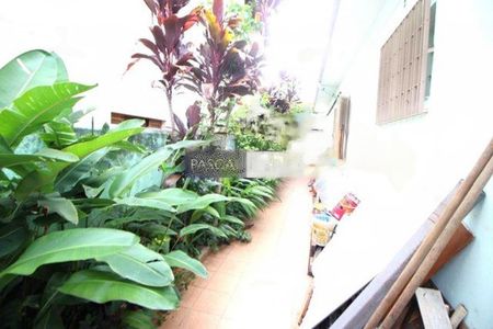 Casa à venda com 3 quartos, 220m² em Vila Congonhas, São Paulo