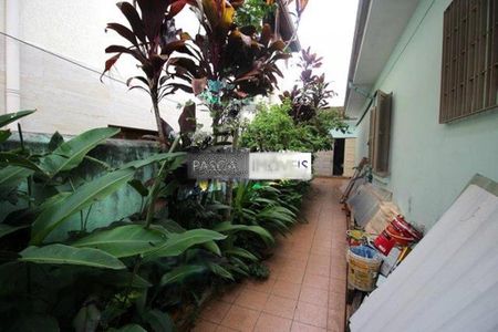 Casa à venda com 3 quartos, 220m² em Vila Congonhas, São Paulo