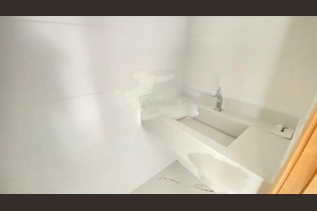 Casa à venda com 115m², 3 quartos e 2 vagas