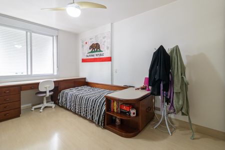 Apartamento à venda com 198m², 4 quartos e 2 vagasQuarto 3