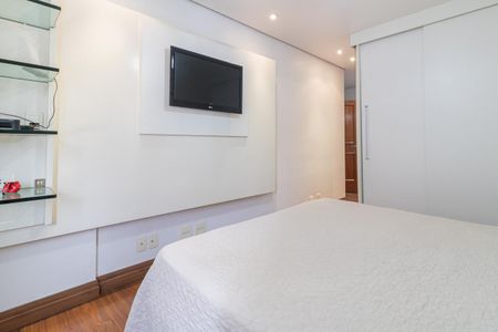 Apartamento à venda com 198m², 4 quartos e 2 vagasQuarto Suíte
