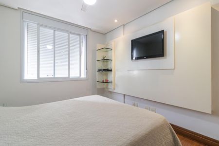 Apartamento à venda com 198m², 4 quartos e 2 vagasQuarto Suíte