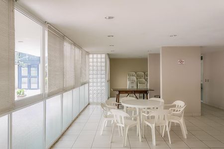Apartamento à venda com 198m², 4 quartos e 2 vagasSalão de festas