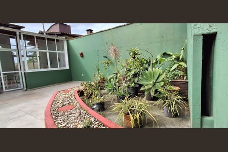 Casa para alugar com 320m², 5 quartos e 4 vagasQuintal