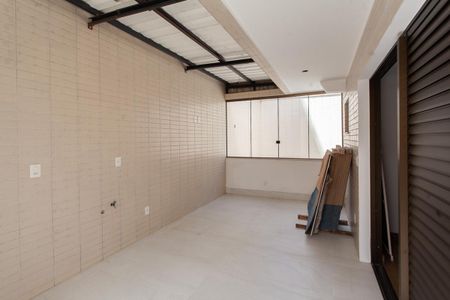 Apartamento à venda com 295m², 3 quartos e 4 vagasVaranda da Suíte 1