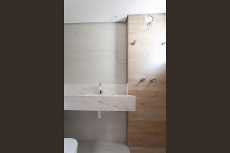 Apartamento à venda com 295m², 3 quartos e 4 vagasBanheiro da Suíte 3