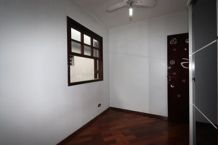 Casa à venda com 195m², 3 quartos e 2 vagasQuarto 3