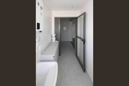 Apartamento à venda com 81m², 3 quartos e 1 vagaÁrea de Serviço