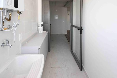 Apartamento à venda com 81m², 3 quartos e 1 vagaÁrea de Serviço