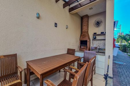 Apartamento à venda com 49m², 2 quartos e 1 vaga Apartamento à venda com 49m², 2 quartos e 1 vagaÁrea comum - Churrasqueira