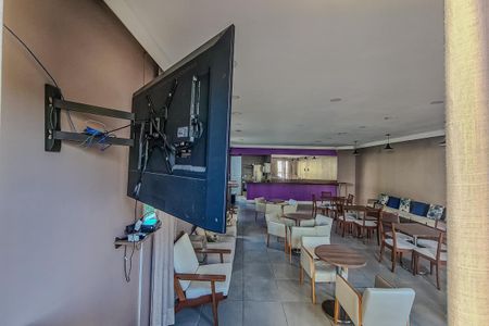 Apartamento à venda com 49m², 2 quartos e 1 vaga Apartamento à venda com 49m², 2 quartos e 1 vagaÁrea comum - Salão de festas