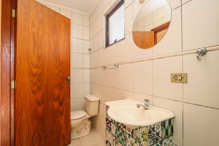 Casa à venda com 90m², 3 quartos e 2 vagas Casa à venda com 90m², 3 quartos e 2 vagasBanheiro da Suite