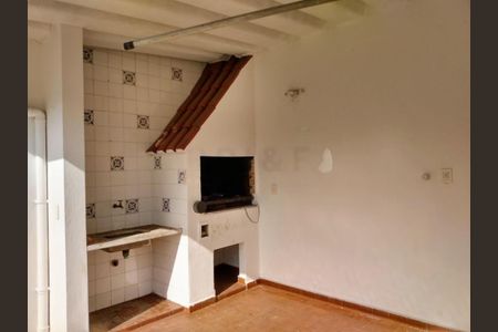 Casa à venda com 3 quartos, 220m² em Jardim Jabaquara, São Paulo