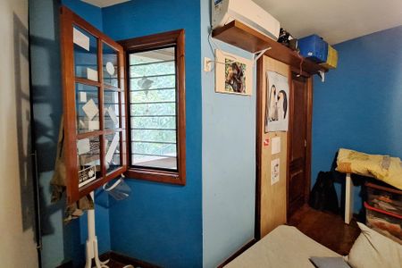 Casa à venda com 532m², 5 quartos e 2 vagasQuarto 4