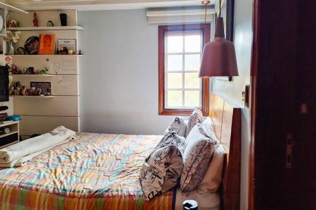 Casa à venda com 532m², 5 quartos e 2 vagasSuíte 1