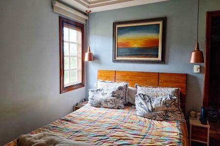 Casa à venda com 532m², 5 quartos e 2 vagasSuíte 1