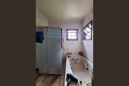 Casa à venda com 532m², 5 quartos e 2 vagasBanheiro da Suíte 1