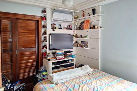 Casa à venda com 532m², 5 quartos e 2 vagasSuíte 1