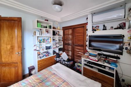 Casa à venda com 532m², 5 quartos e 2 vagasSuíte 1