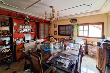 Casa à venda com 532m², 5 quartos e 2 vagasCopa