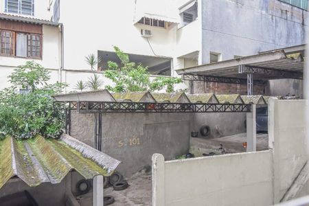 Apartamento à venda com 75m², 3 quartos e 4 vagas