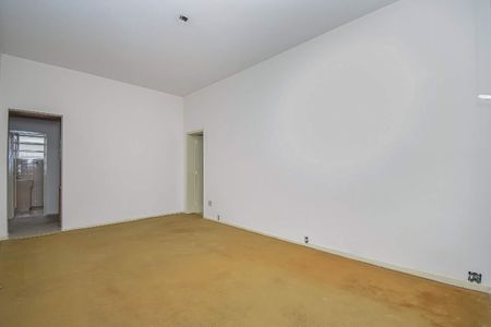 Apartamento à venda com 75m², 3 quartos e 4 vagas